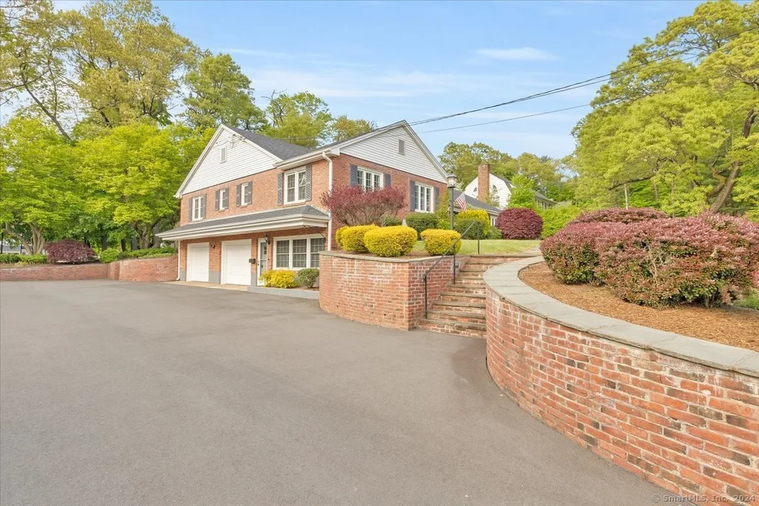 Photo of 44 Robert Road