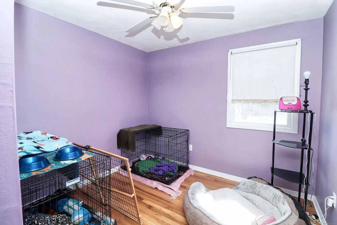 Photo of 237 Bradford Road