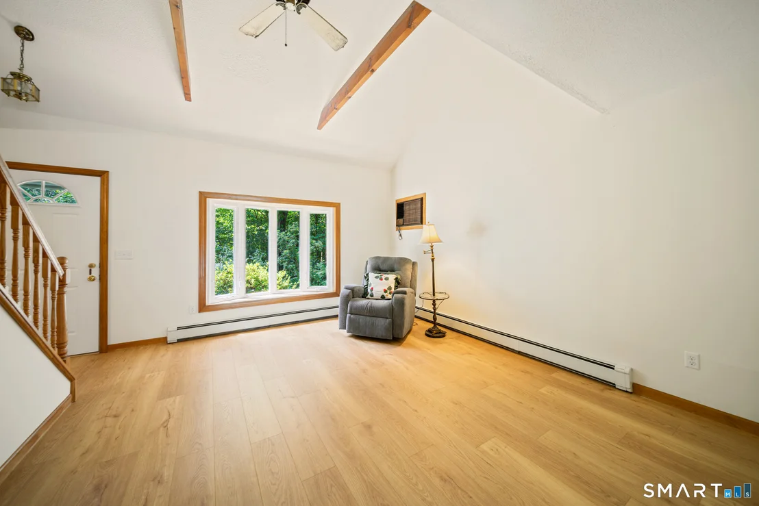 Photo of 231 Crestwood Drive