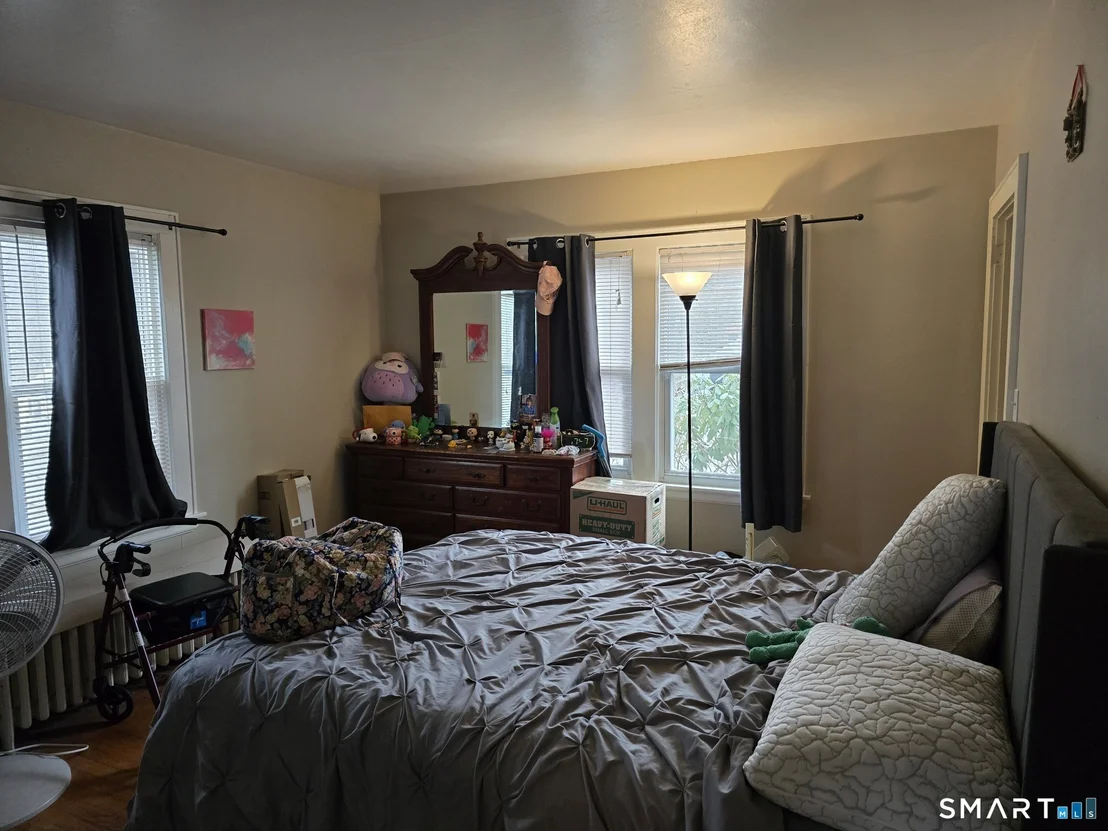 Photo of 94 Holabird Avenue