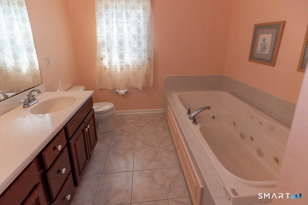 Photo of 9 Taylor Ridge Road