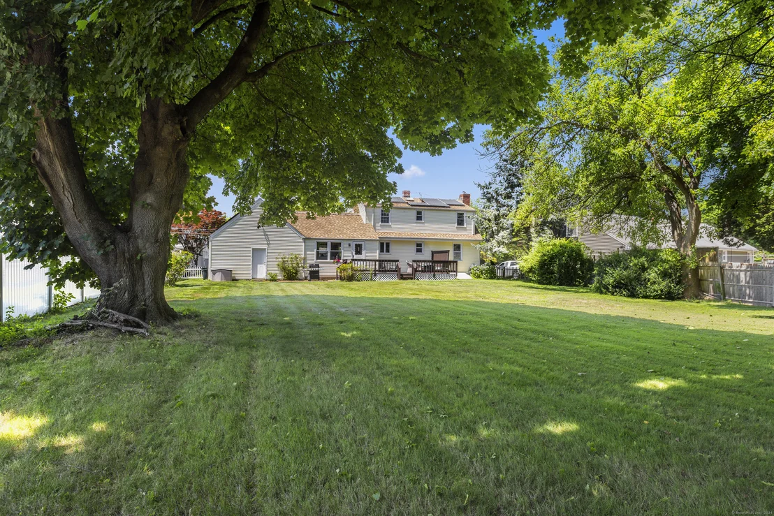 Photo of 150 Walnut Street