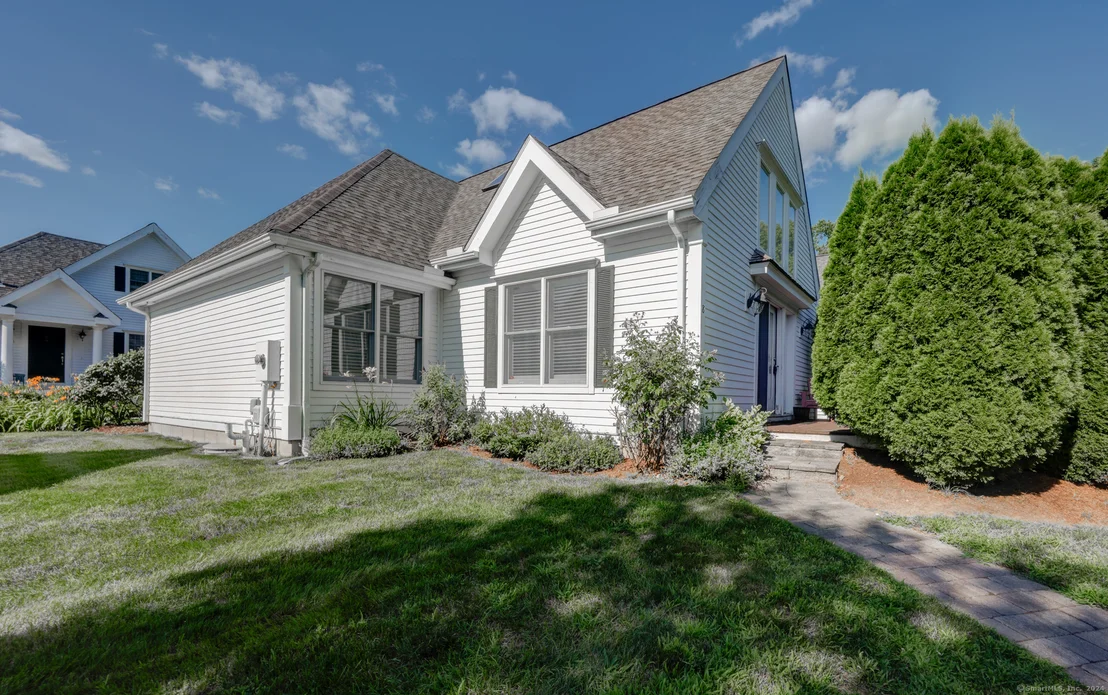 Photo of Unit 8 at 8 Augusta Circle