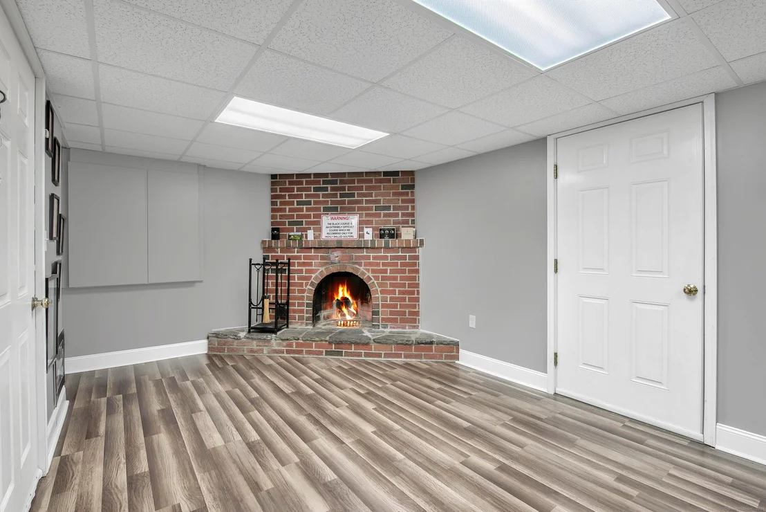 Photo of 1 Higgins Avenue