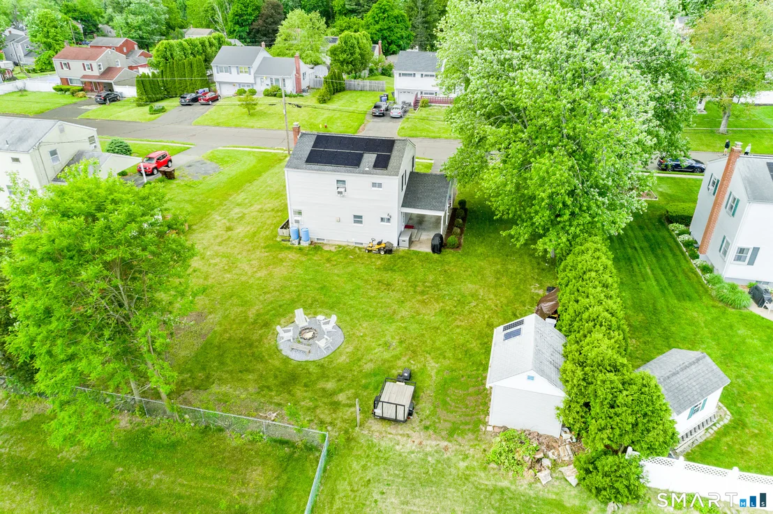 Photo of 50 Putnam Lane