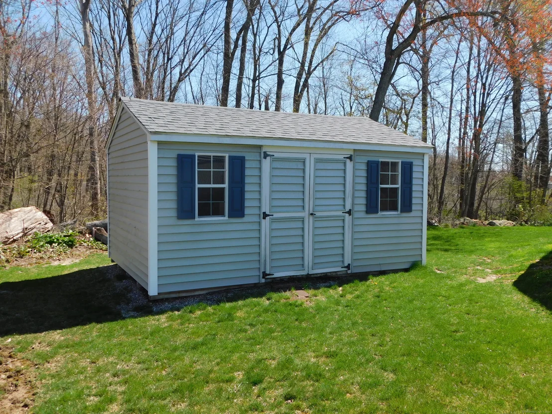 Photo of 212 Willowcrest Drive