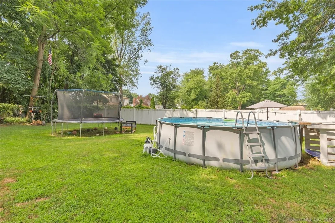 Photo of 34 Brainard Road