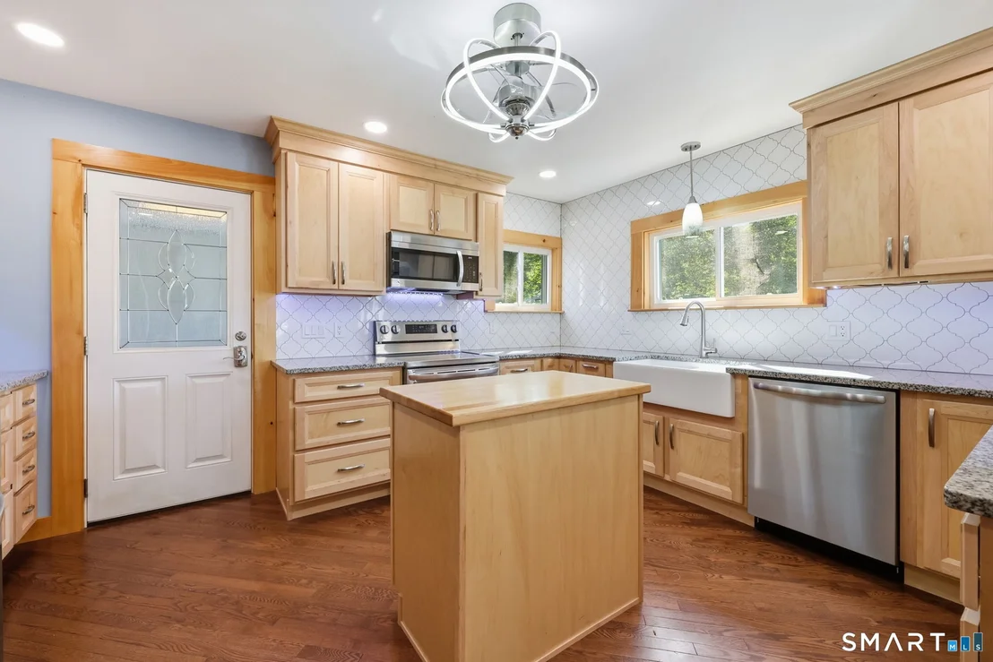 Photo of 28 Pond Road