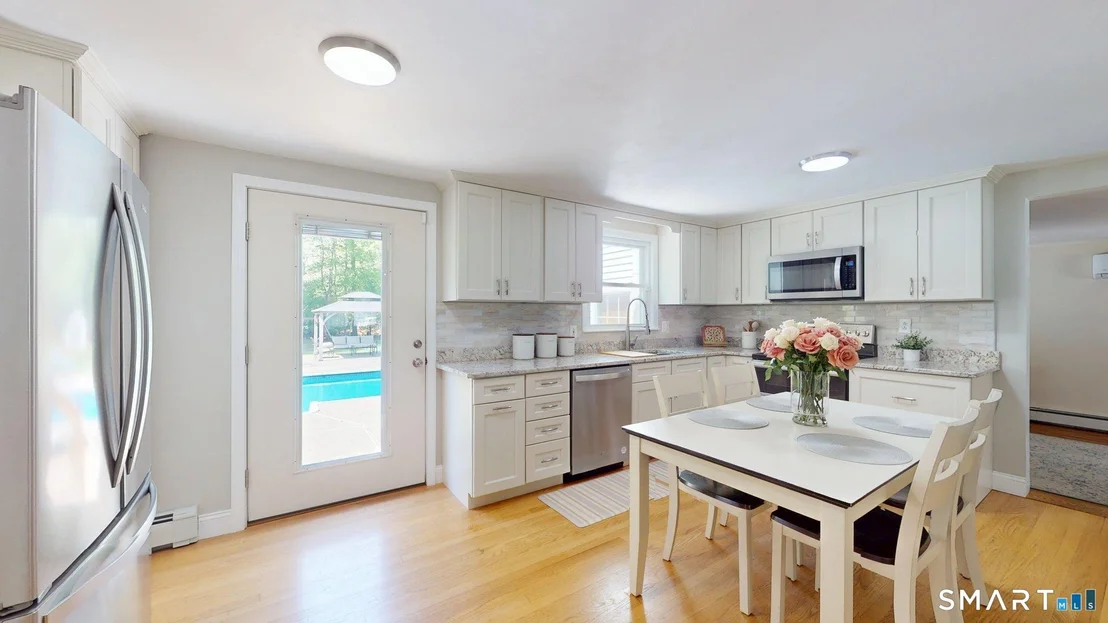 Photo of 11 Hemlock Drive