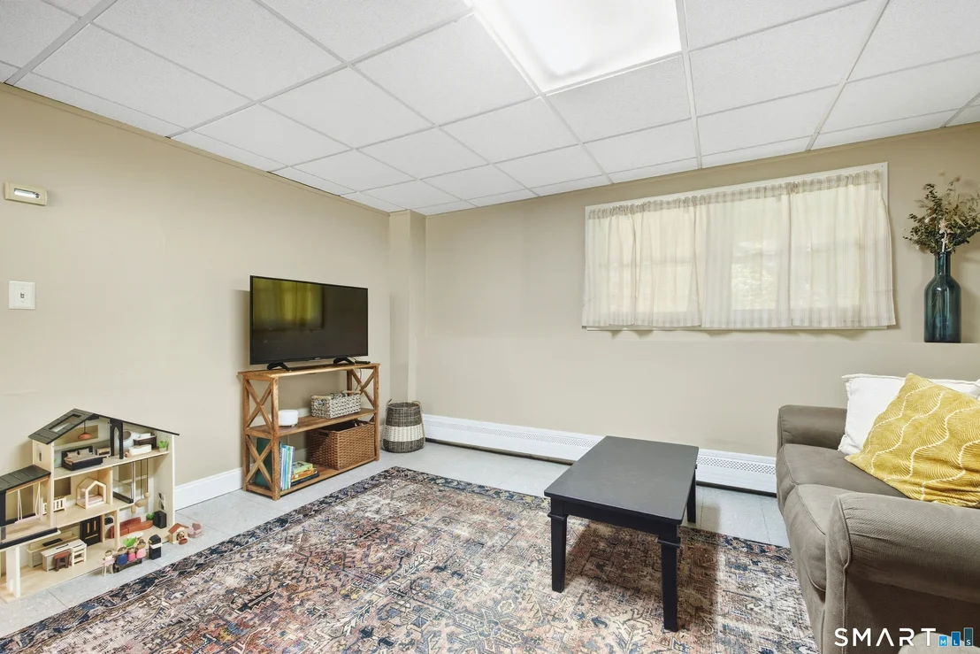 Photo of 775 Overhill Drive