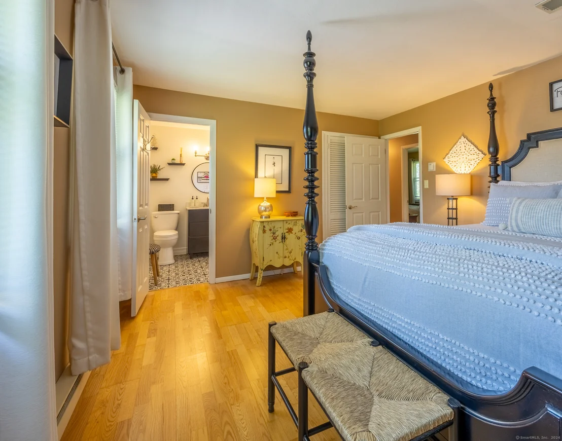 Photo of 466 Juniper Lane