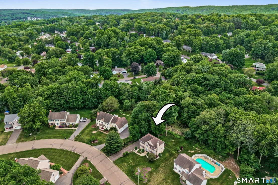 Photo of 30 Bridle Trail Drive
