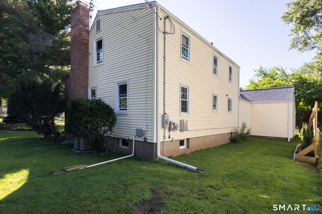 Photo of 302 Brimfield Road