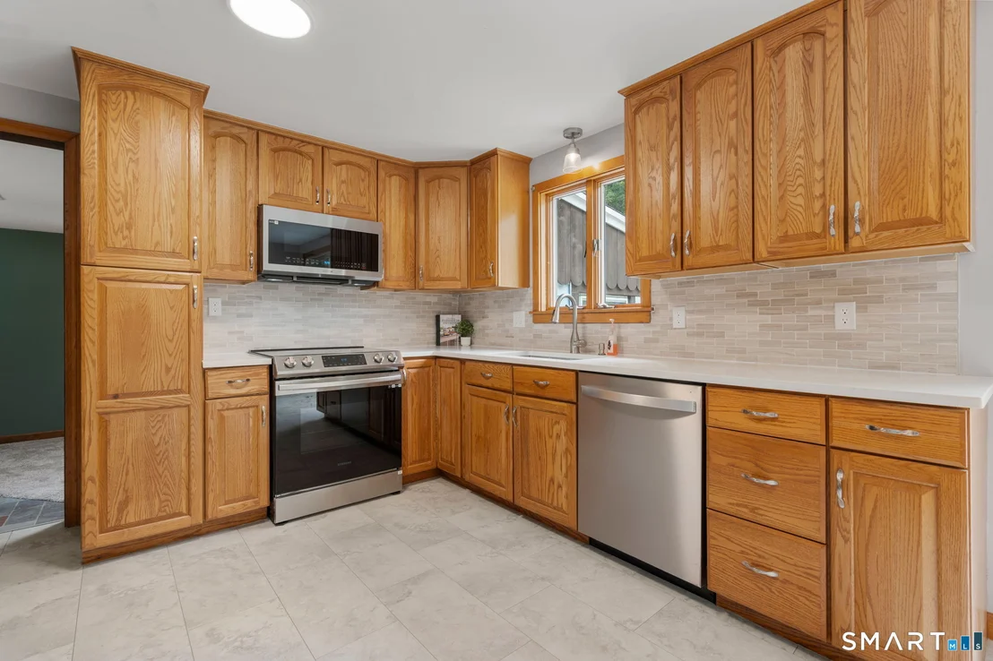 Photo of 52 Bass Drive