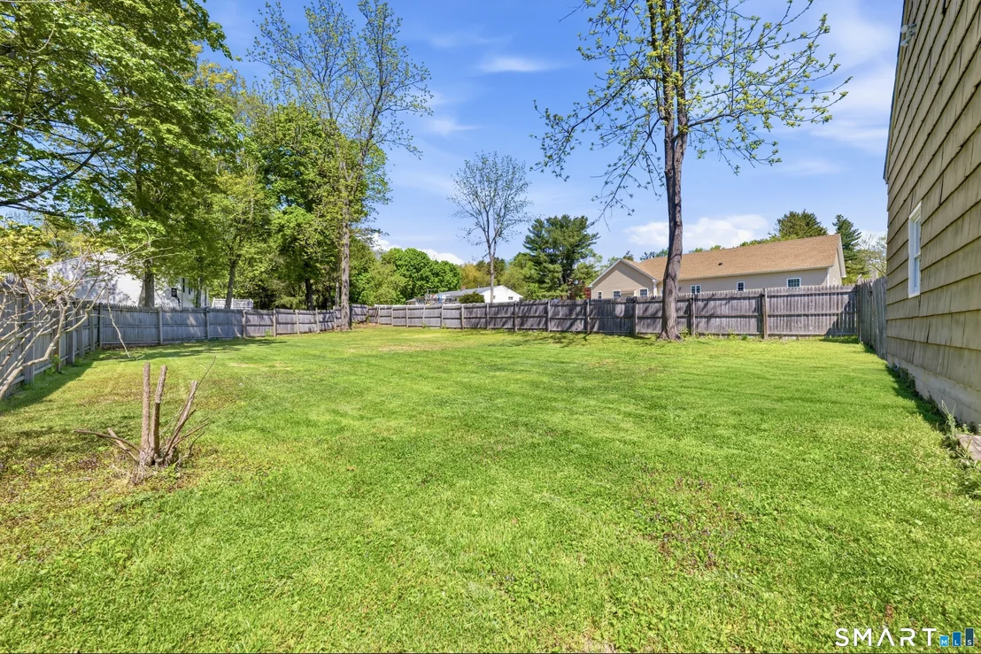 Photo of 649 Maple Avenue