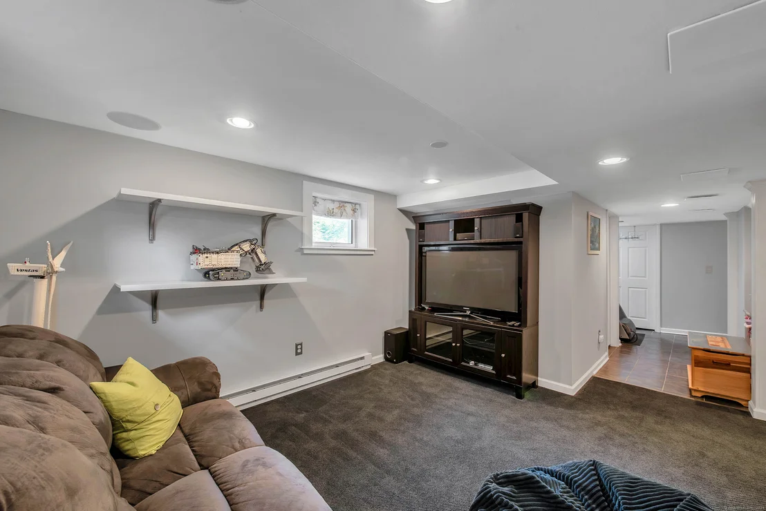 Photo of 25 Maple Ridge Drive