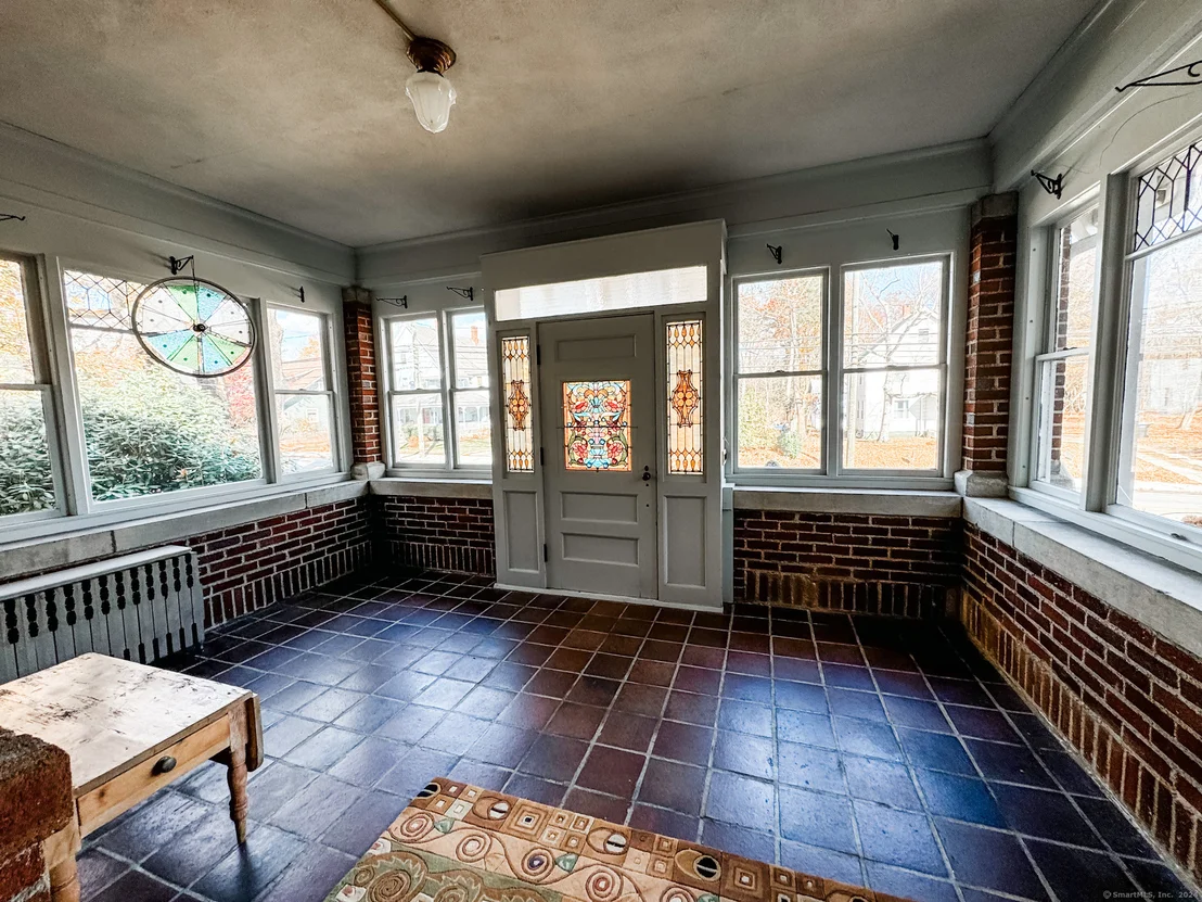 Photo of 185, 185.5 Grove Street
