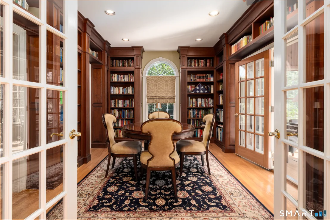 Photo of 21 Merlins Lane