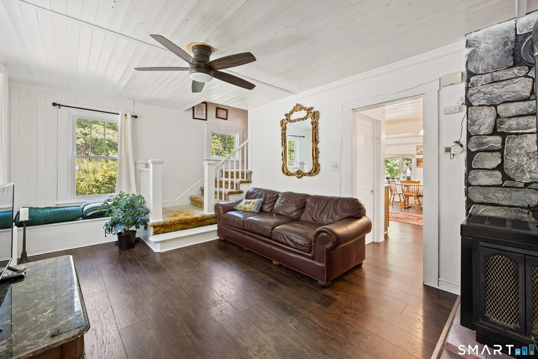 Photo of 573 Litchfield Road