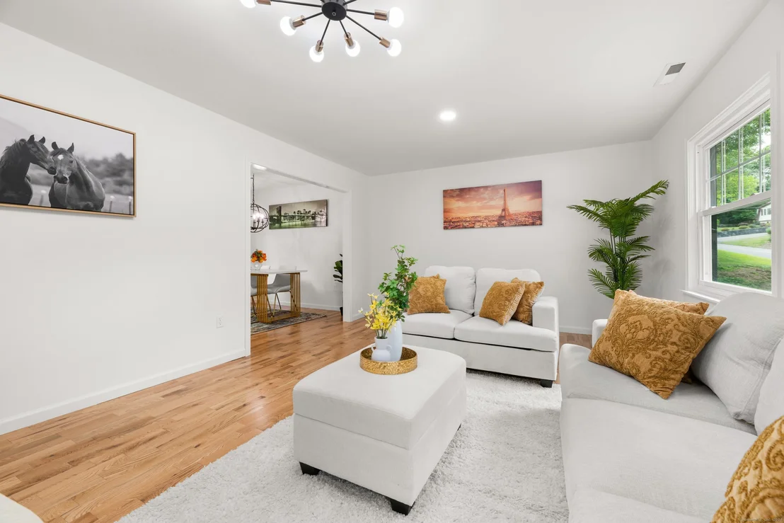 Photo of 110 Bayview Circle