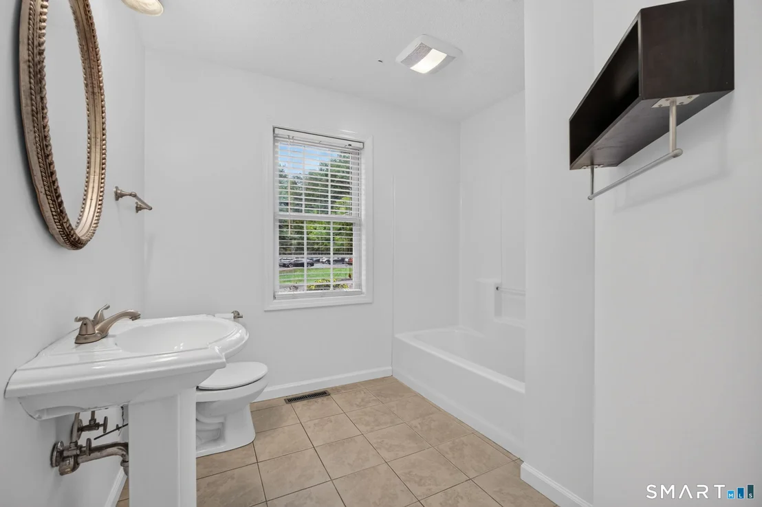 Photo of 1137 Ridgewood Road