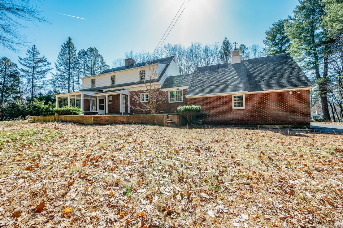 Photo of 341 Greenwoods Road