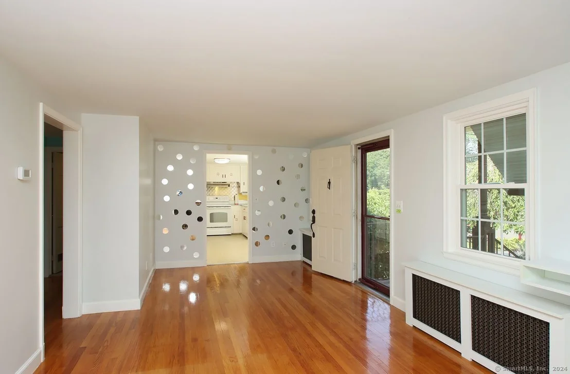 Photo of 33 Vineyard Road