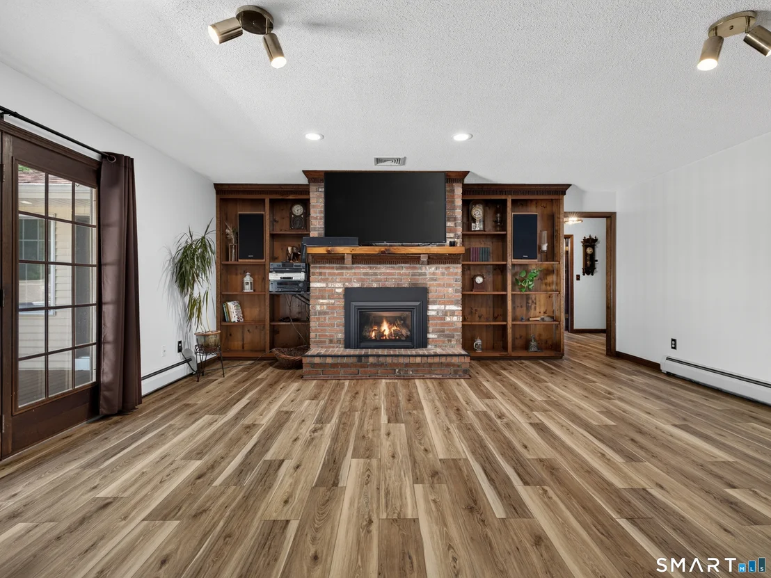 Photo of 269 Black Hill Road