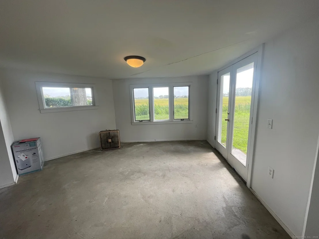 Photo of 8 Shore Grove Road