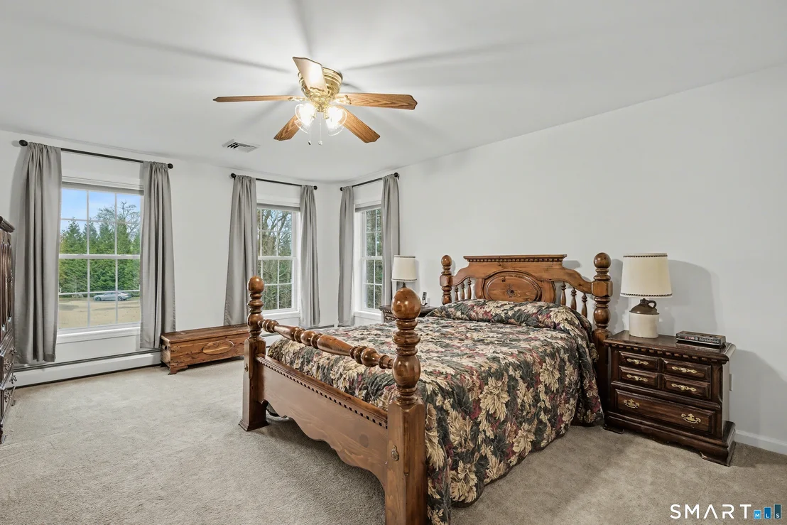 Photo of 12 Fox Run
