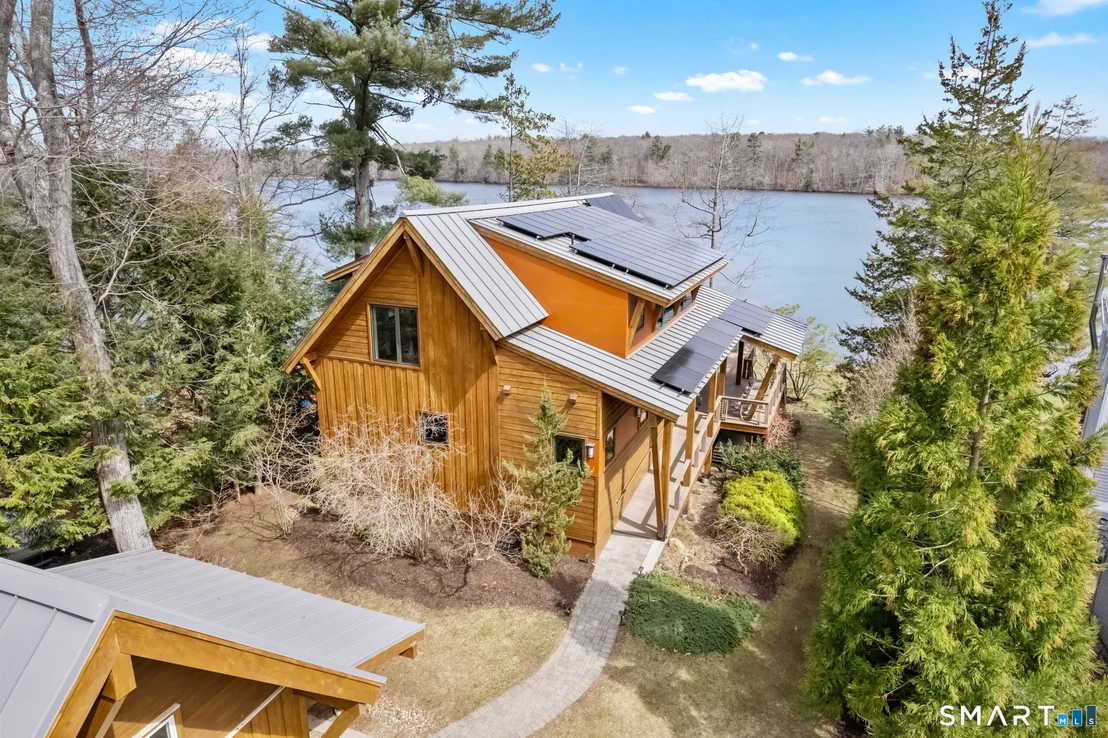 Photo of 152 Lakeside Drive