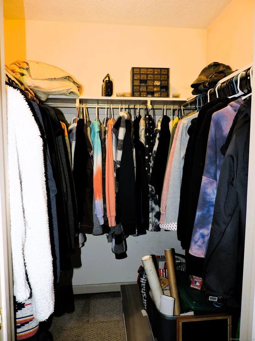 Photo of Unit 32C at 925 Oronoke Road