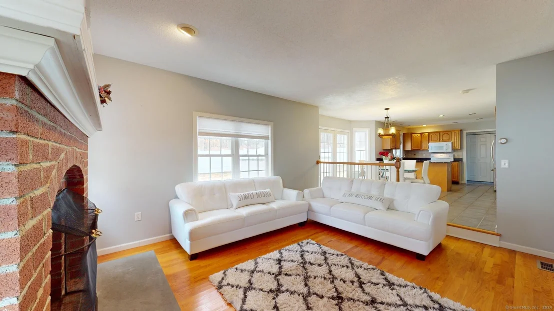 Photo of 19 High Ledge Circle