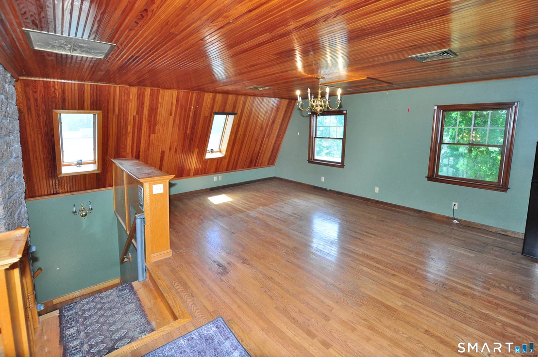 Photo of 609 Norwich Road