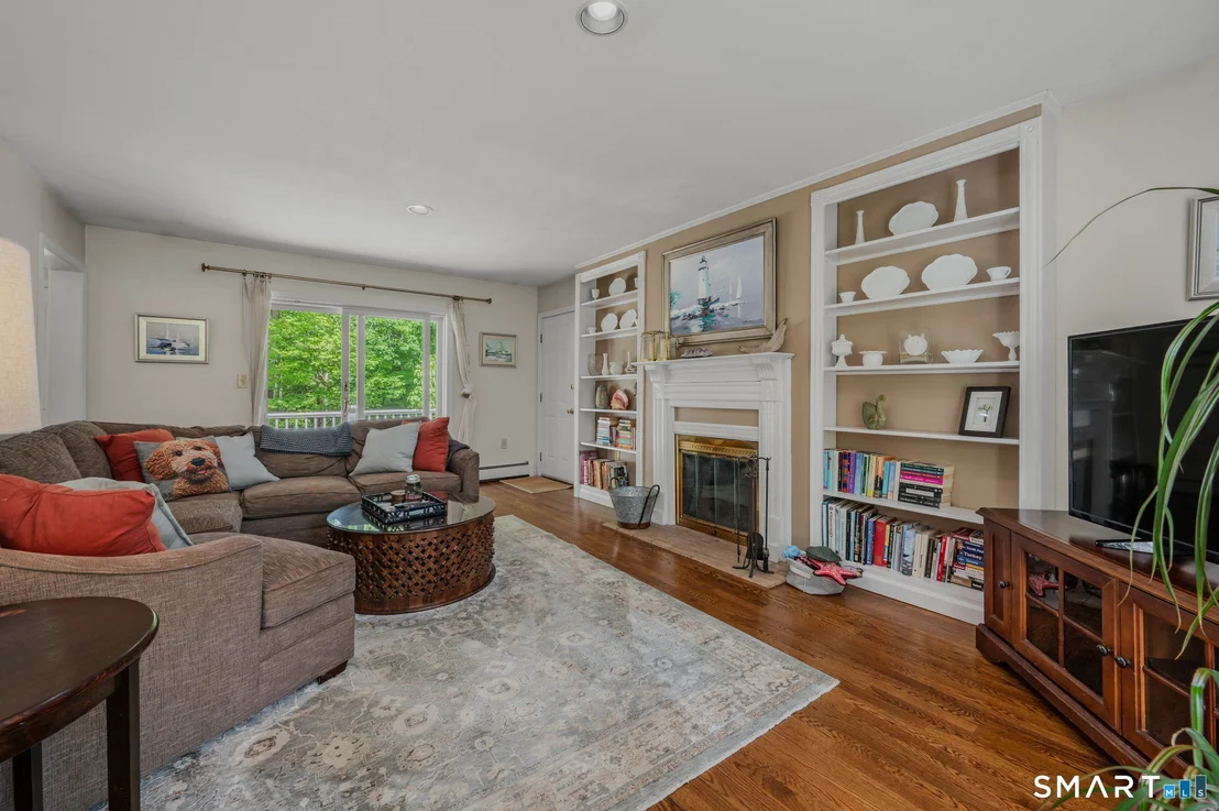 Photo of 10 Whitman Lane