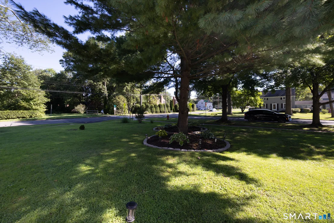 Photo of 302 Brimfield Road