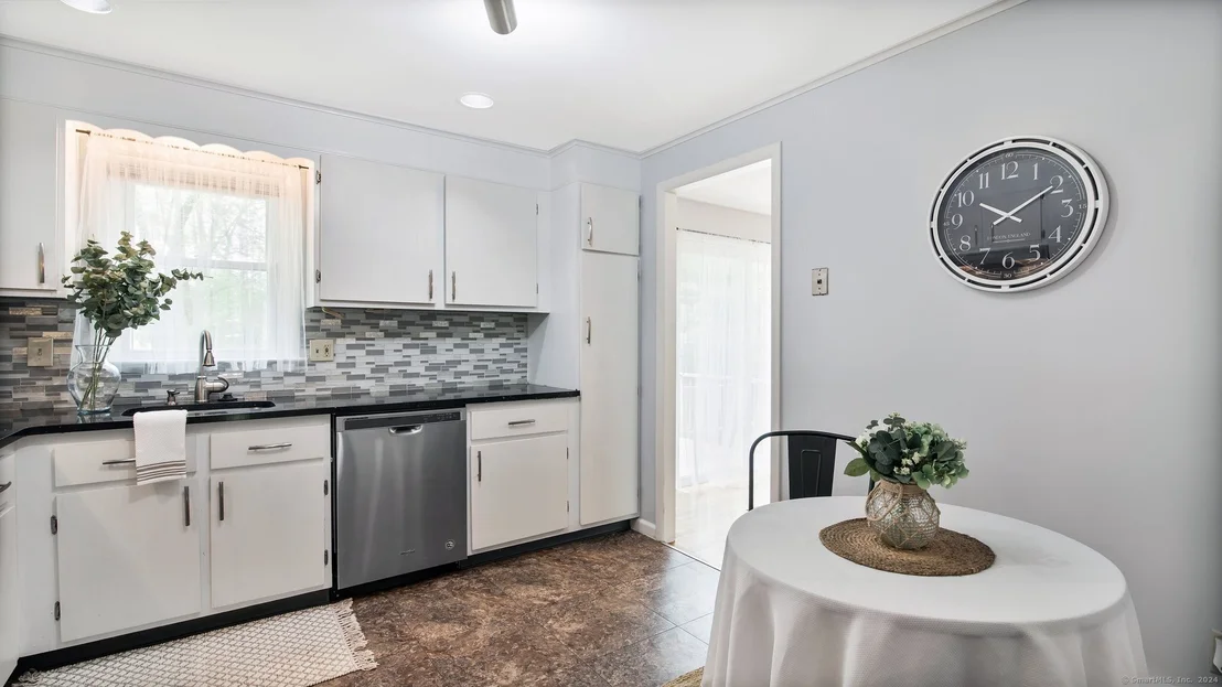 Photo of 15 Winthrop Road