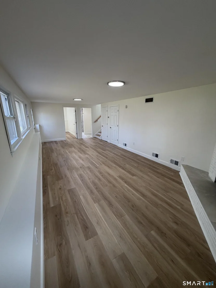 Photo of 39 Hemlock Road