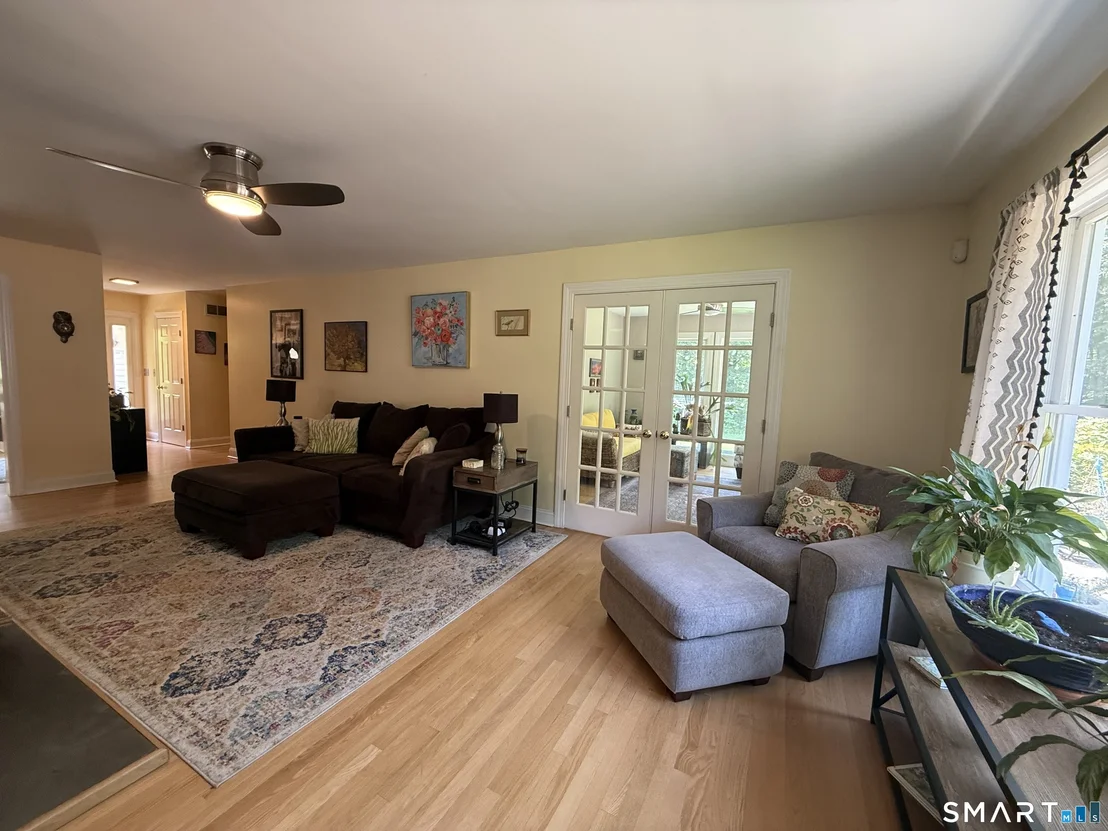 Photo of 455 Westminster Road