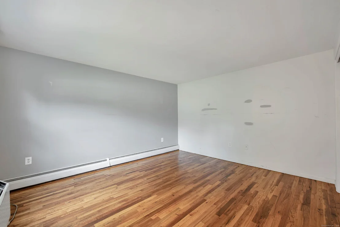Photo of Unit 3A at 2 Brickyard Road