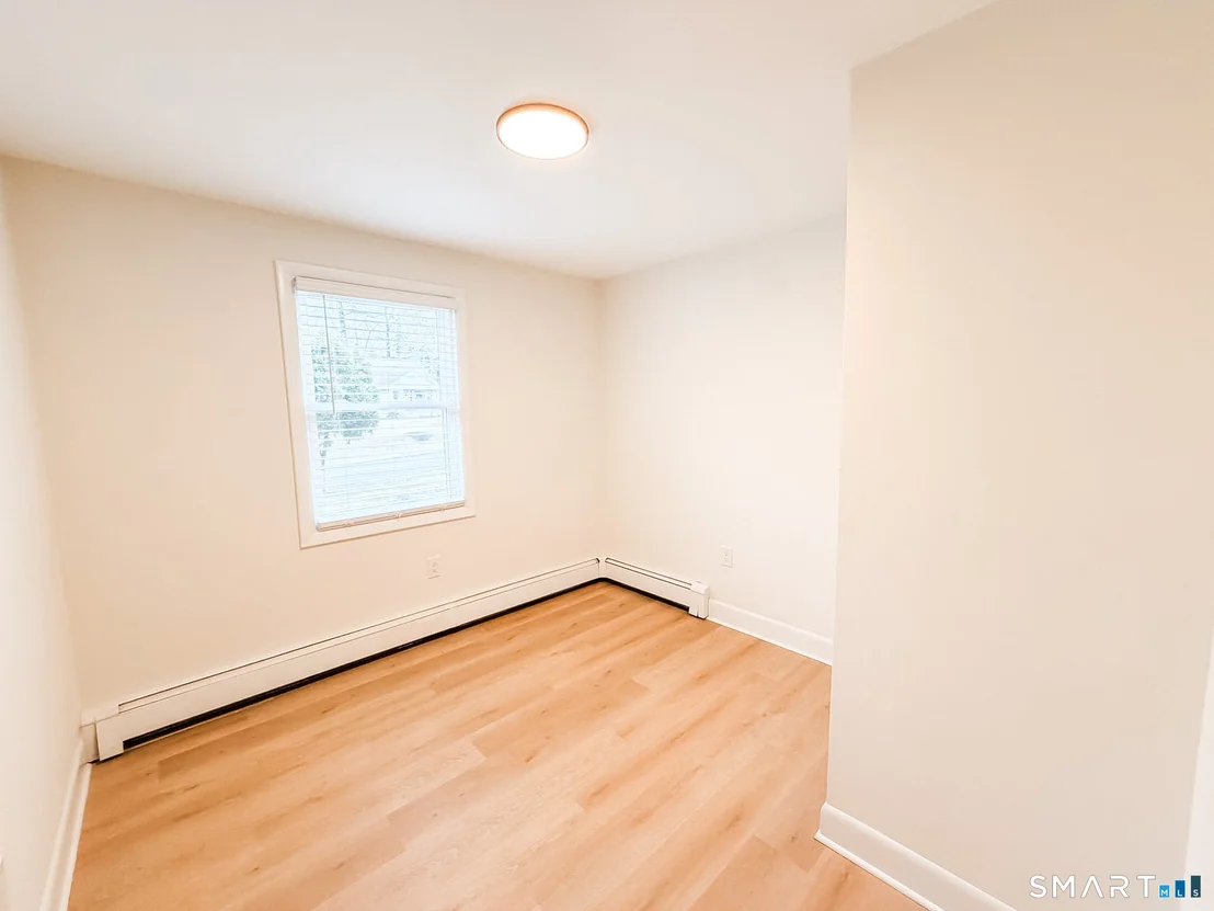 Photo of 33 Forest Avenue