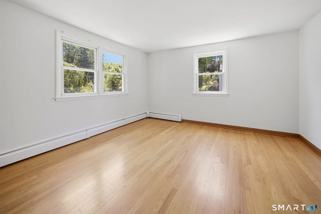 Photo of 40 Eastview Drive