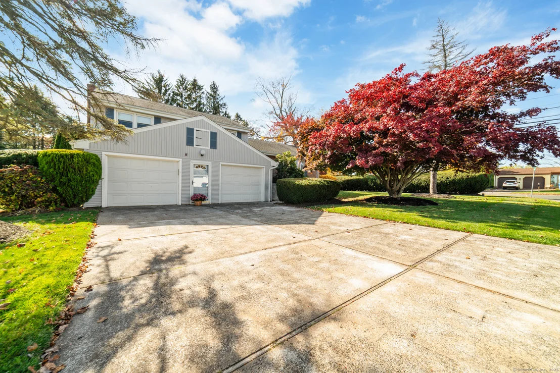 Photo of 6 Ridgecrest Lane