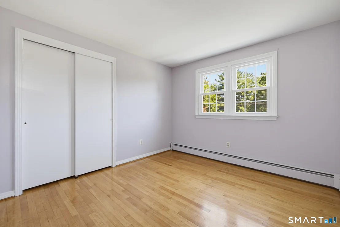 Photo of 17 Riverside Drive