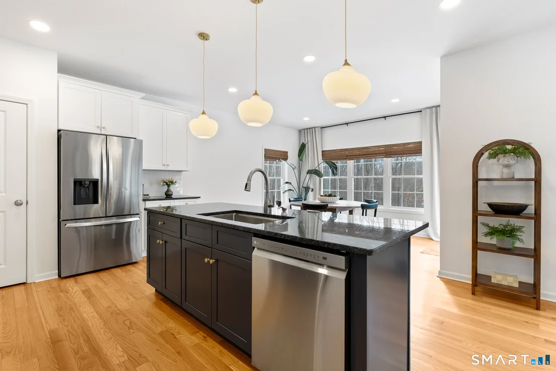 Photo of 811 Pucker Street