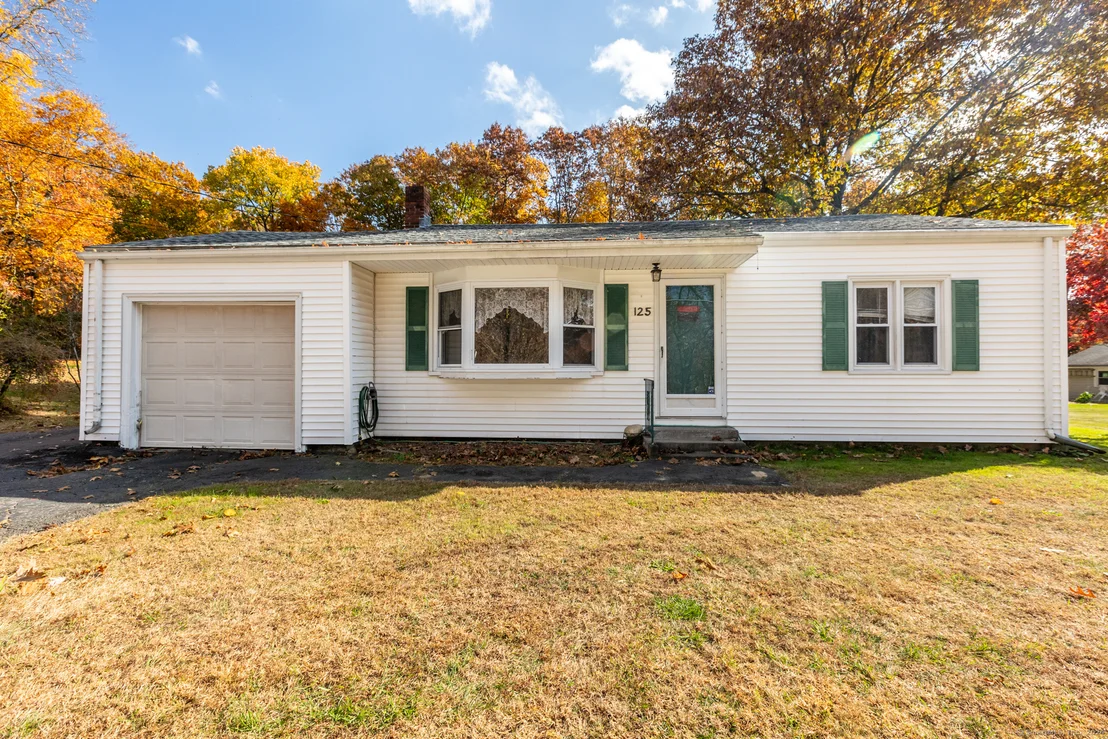 Photo of 125 Pinnacle Road