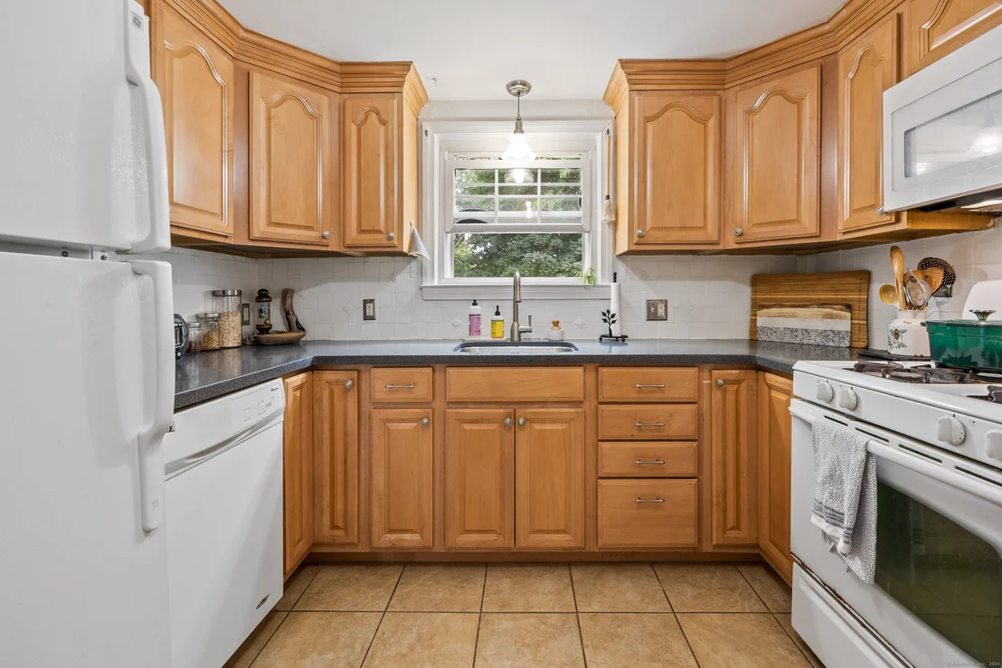Photo of 165 Beverly Road