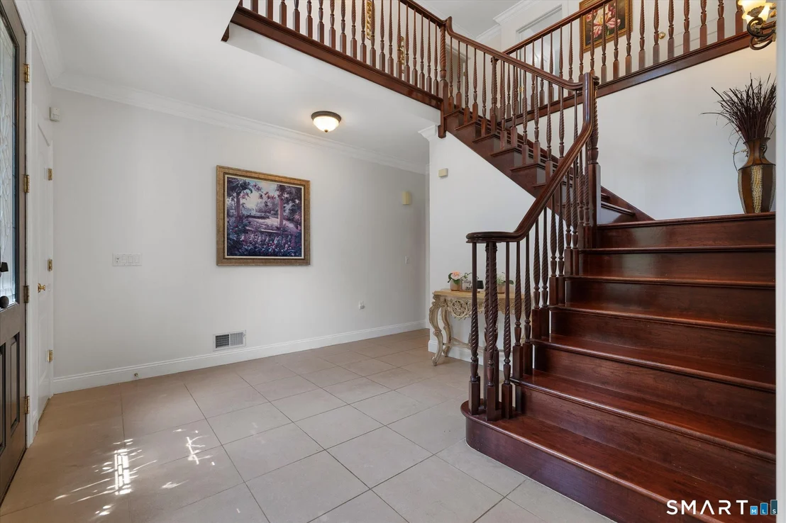 Photo of 56 River Road