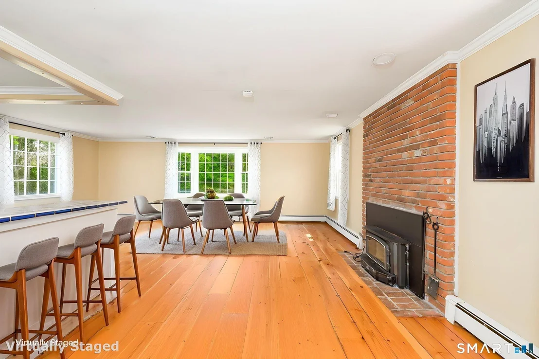Photo of 4 Lenora Drive