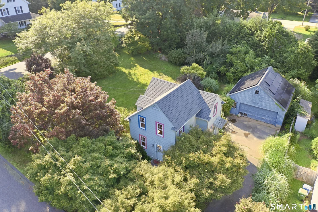 Photo of 16 Jones Lane